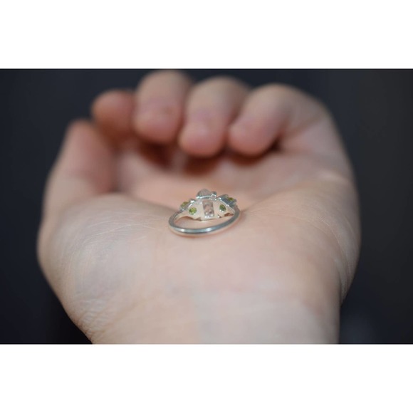 Peridot Ring Herkimer Rustic dainty unique alternative simple boho natur… - Picture 5 of 8